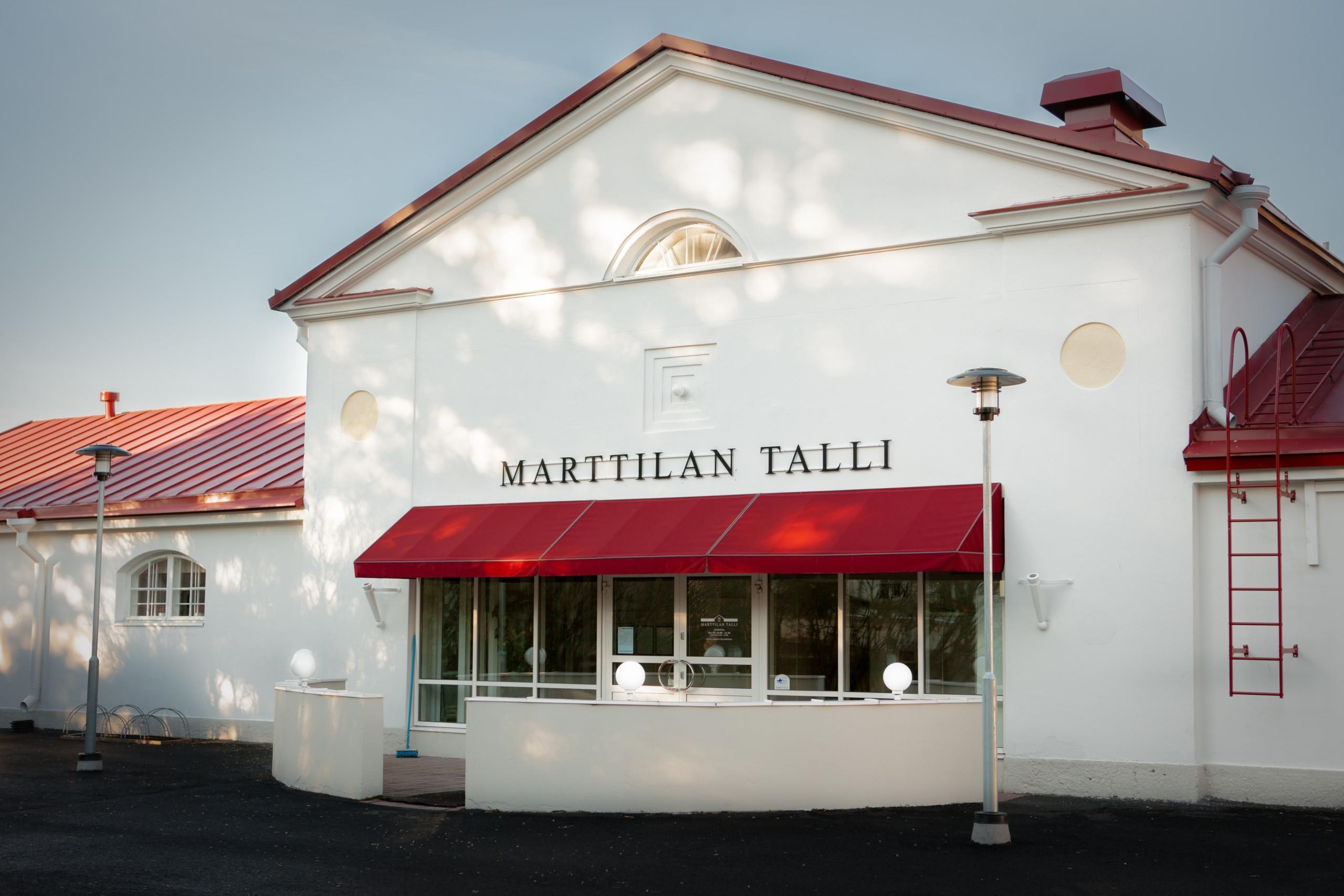 Ravintola Marttilan talli Marttilan miljöössä on toiminut aiemmin hevostallina.
